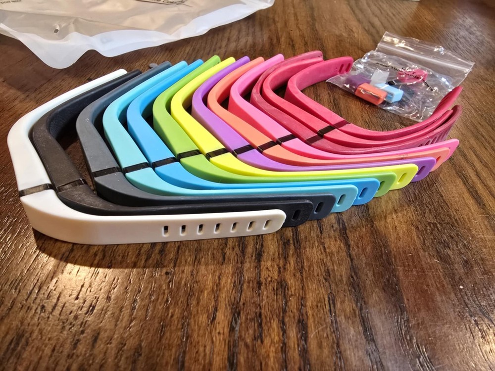 FITBIT FLEX WIRELESS ACTIVITY WRISTBAND FOR ANDROID AND IOS