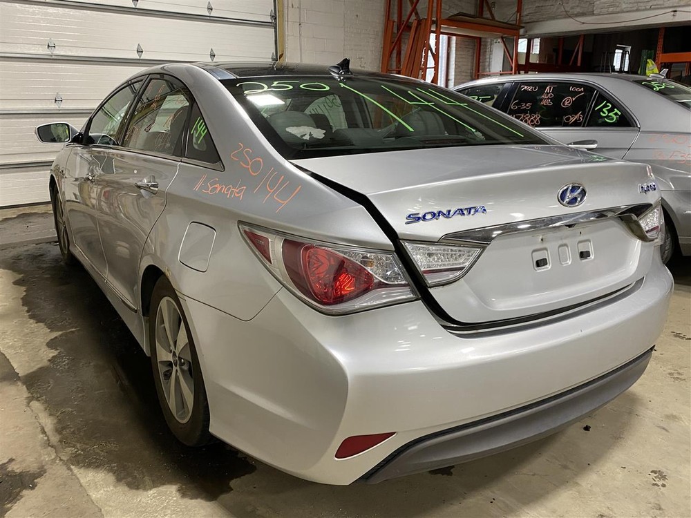 Used A/C Selector Switch fits: 2011 Hyundai Sonata w/navigation automatic temper