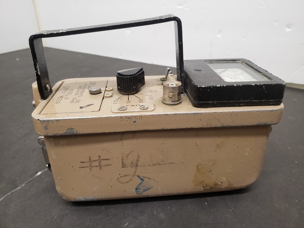 LUDLUM Model 3 Survey Meter * READ *