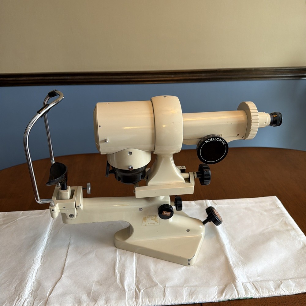 Bausch & Lomb Keratometer