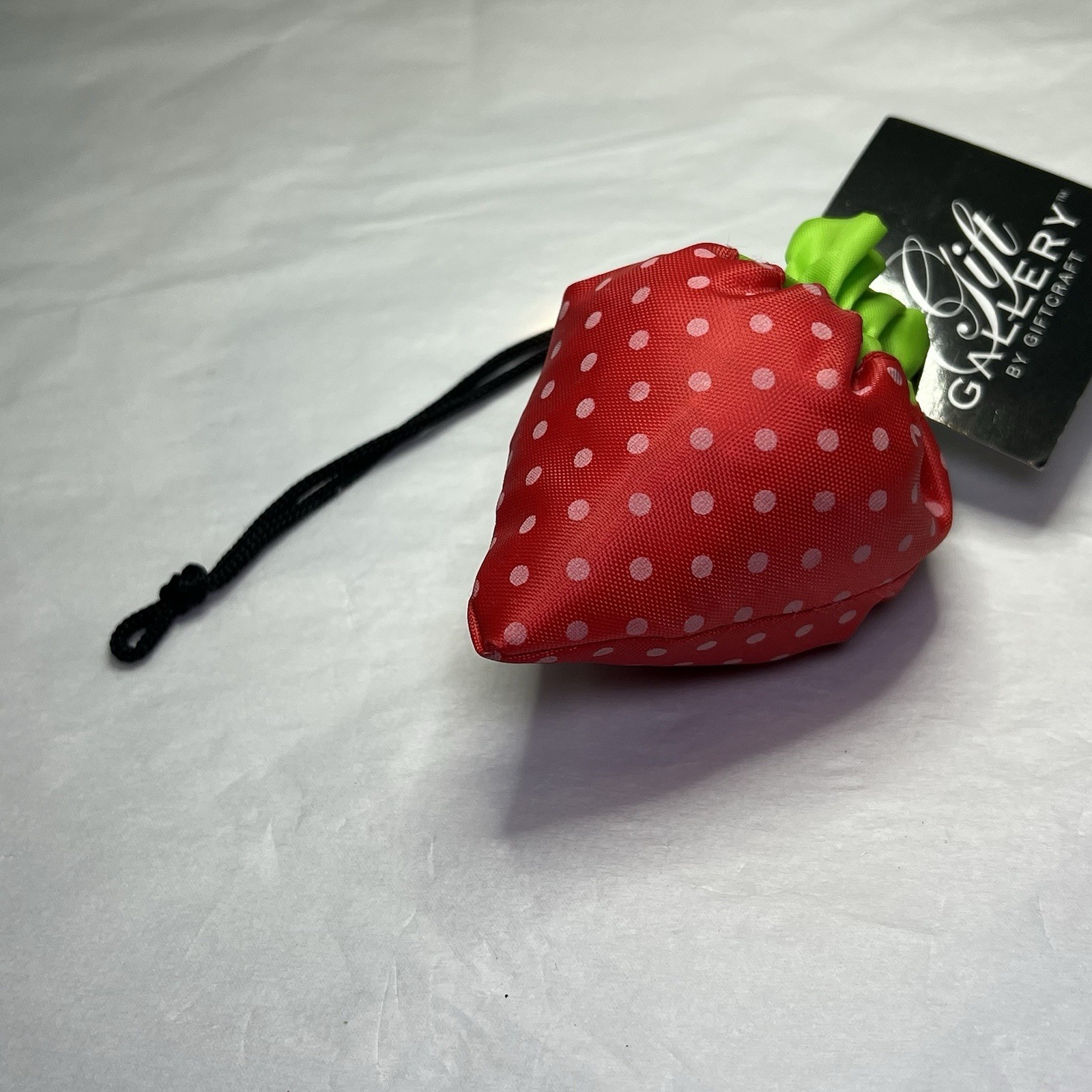 New Red Strawberry Foldable Pocket Reusable Shopping Tote Bags Grocery Bag