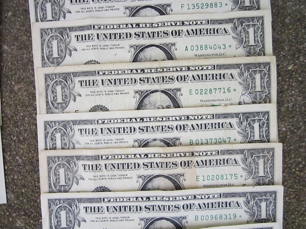 Currency Nice Lot--Different Denomanations Old Style And Star Notes
