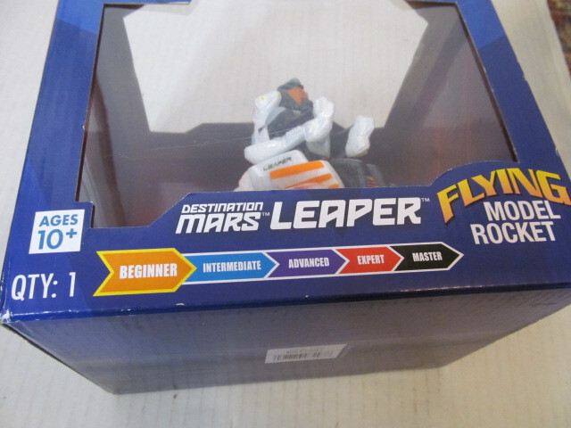 Estes Destination Mars Leaper Flying Model Rocket for Ages 10+