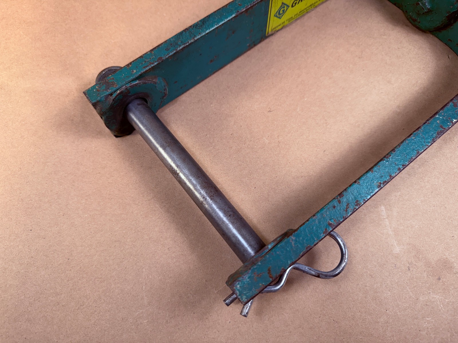 Greenlee 651 - 12" Hook Type Cable Puller Sheave - Frame Only - No Spindle