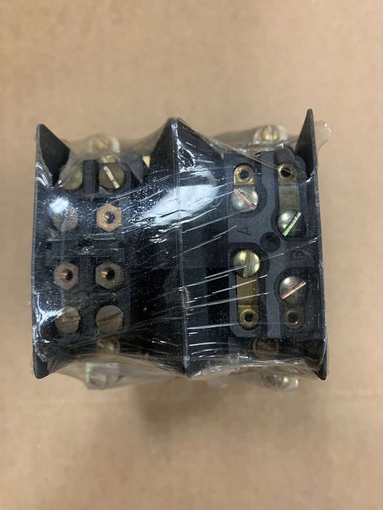 GE CRI20L040203 Contactor 230V