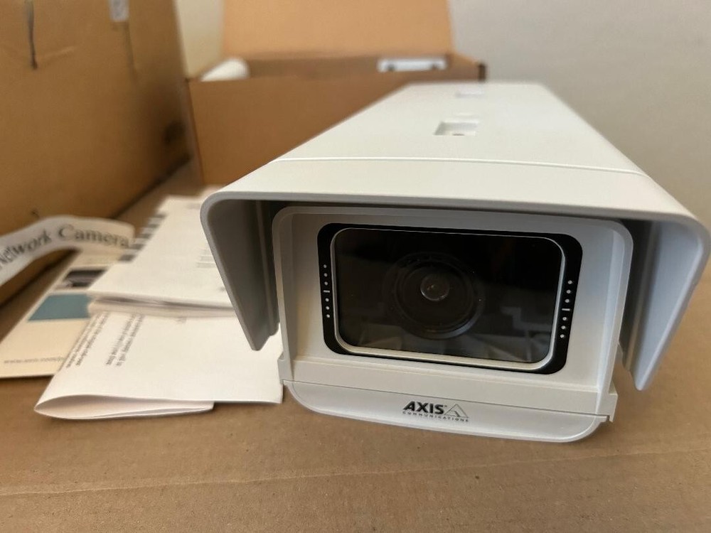 UNUSED Axis M1113-E 0431-501-01 Fixed Network Camera