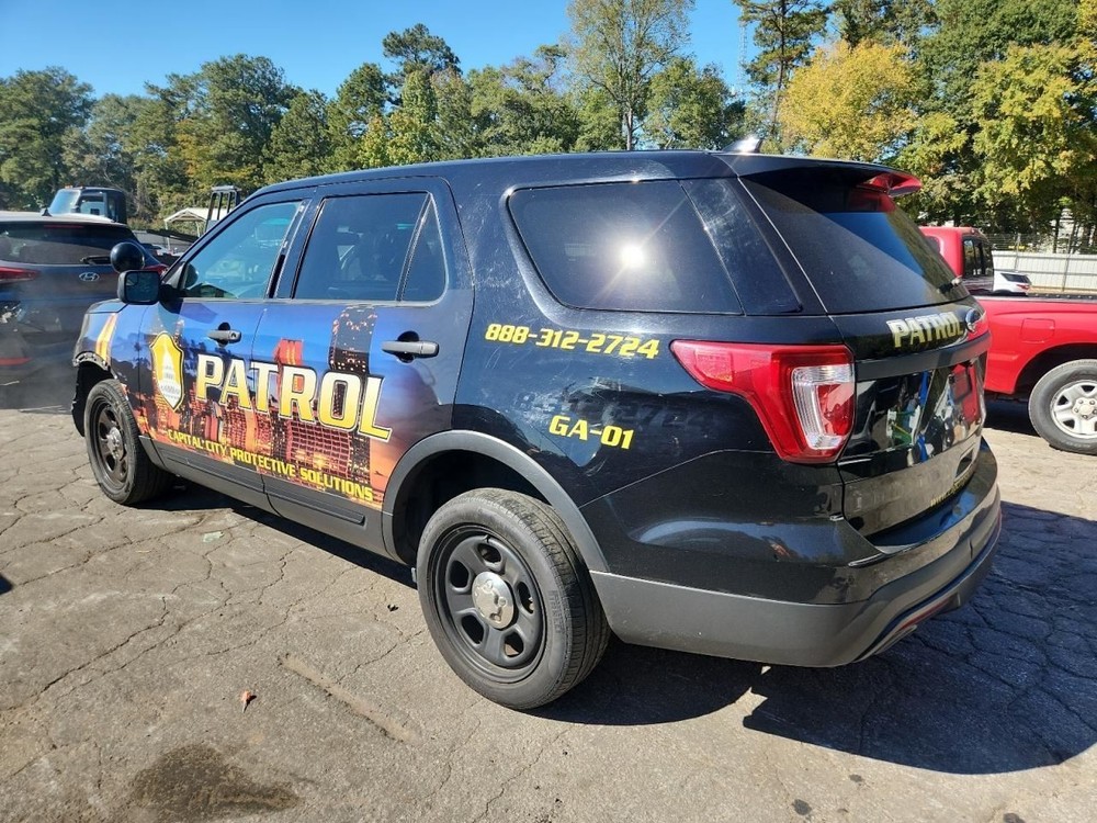 EXPLORER 2017 Glove Box 4942016