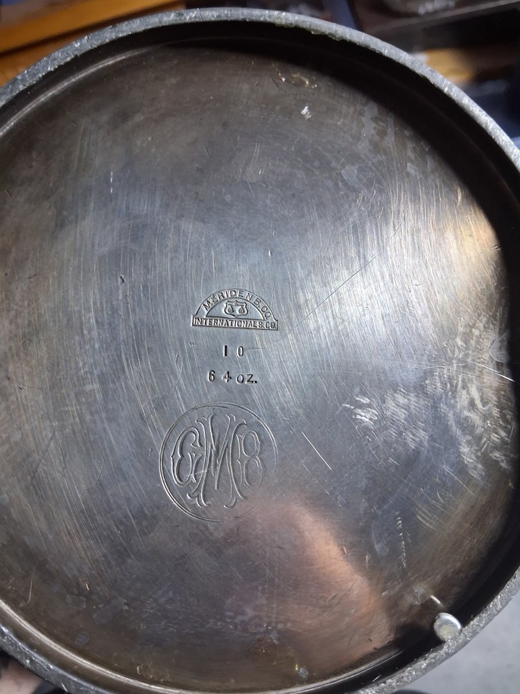 MERIDEN B. Co. - Antique Silver Plate Coffee / Teapot 64 Oz