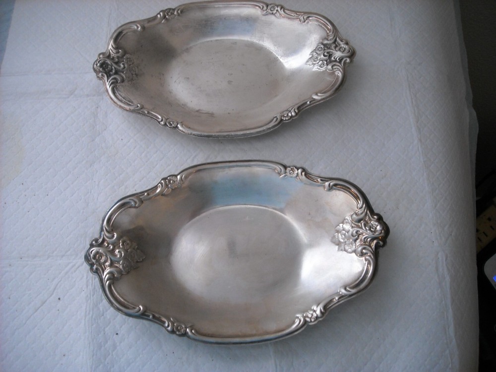 International Silver Co. Silverplate Candy Nut Dish 9"