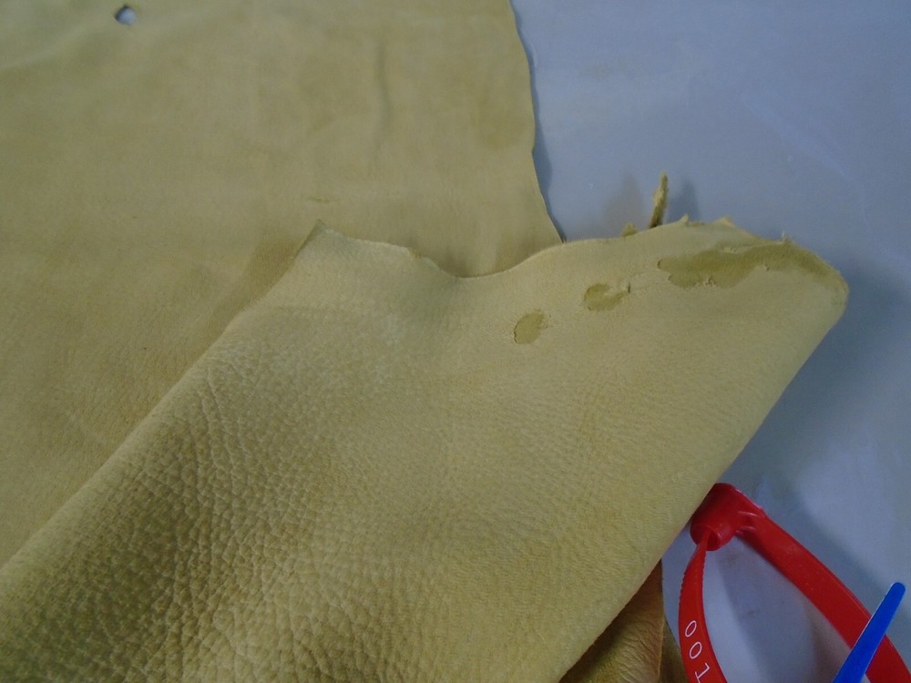 Nubuck Deer Leather #0018937 Row 151