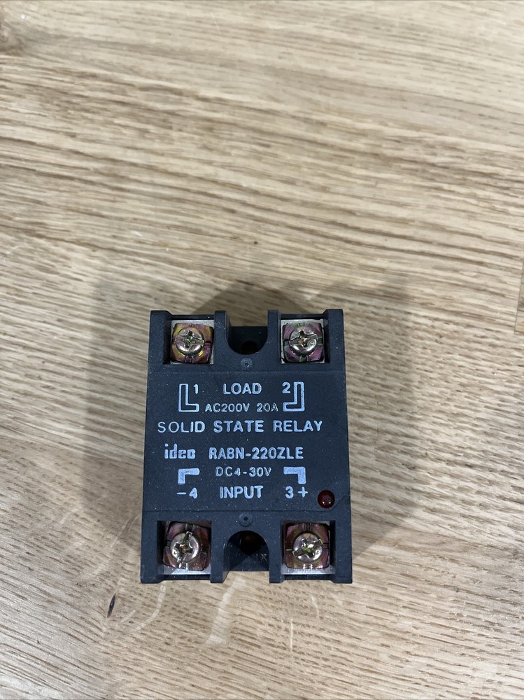 Idec RABN-220ZLE Solid State Relay, Load Rating: 200VAC 20A, Input: 4-30VDC