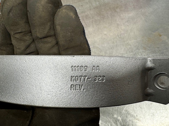 KENWORTH K077-323PKG CLAMP-MUFFLER SHIELD