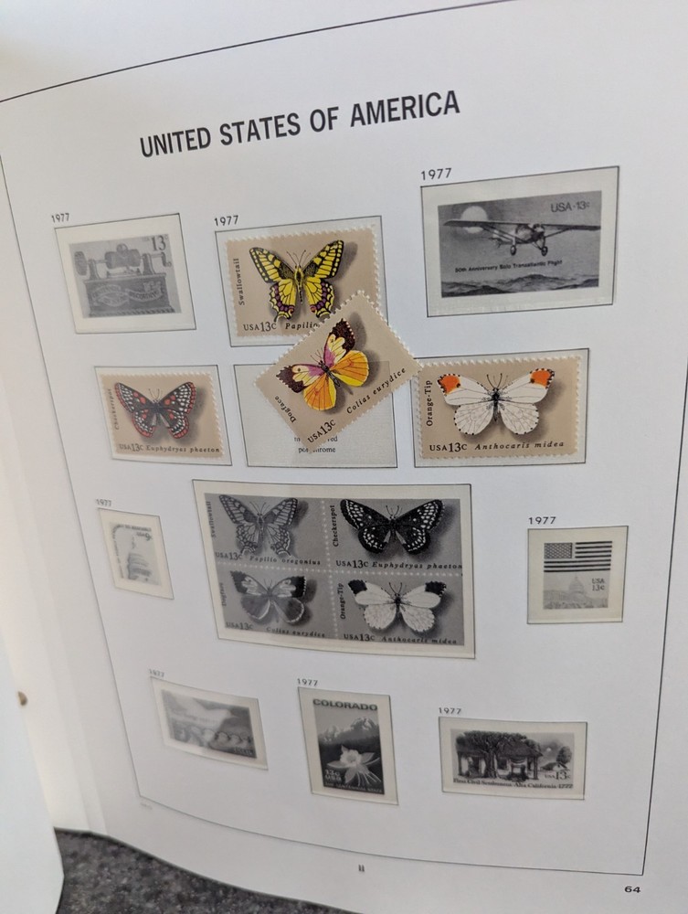 US - DAVO LUXE - GENTLY USED - US - VOLUME I + II + III HINGELESS STAMP ALBUMS