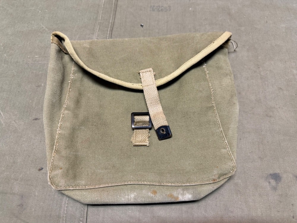 ORIGINAL WWII US ARMY INFANTRY M1942 HAVERSACK MESS KIT-1944,BRITISH MADE