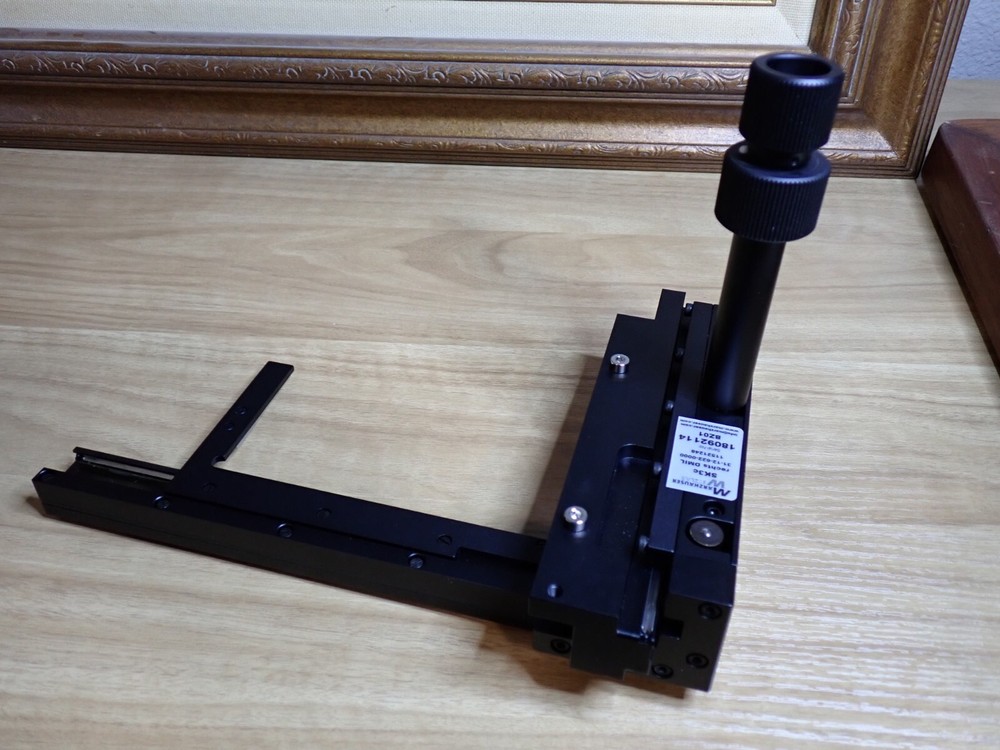 DMIL inverted microscope accessory, slide guide. Ne