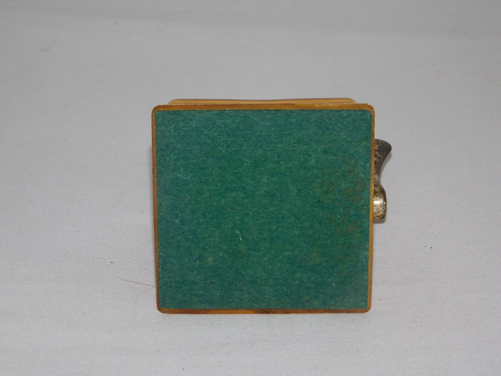 VINTAGE TRADE STIMULATOR 3 1/4" HIGH ZENO TOY SLOT MACHINE