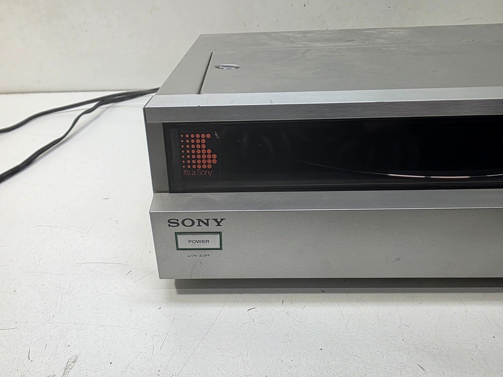 Sony PS-FL1 Fully Automatic Turntable System POWERS ON OPENS CLOSES SPINS