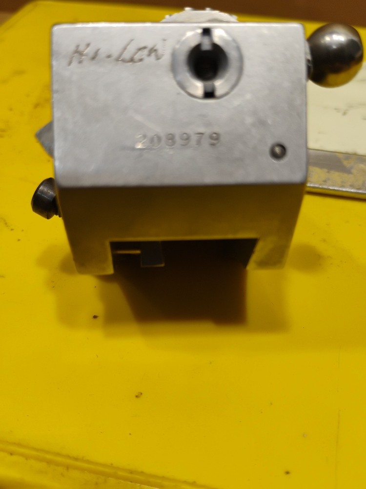 Roberts 28" Convex numbering machine- Forward 28C