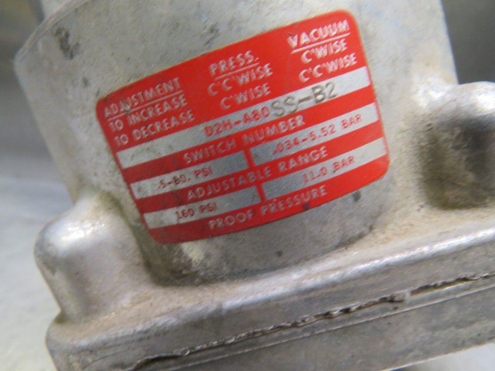 Barksdale D2H-A80SS-B2 Pressure Switch