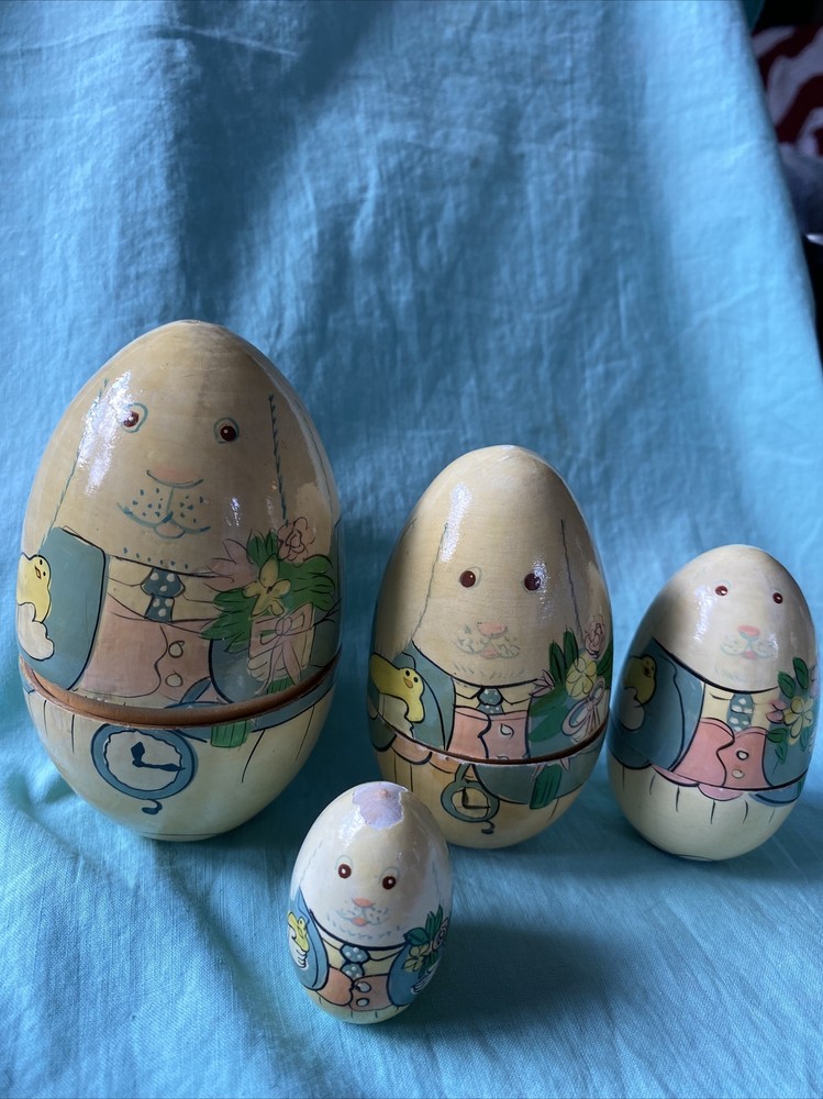 VTG WOOD EASTER BUNNY NESTING/STACKING DOLL 4 Pc Set Small Bunny Damaged
