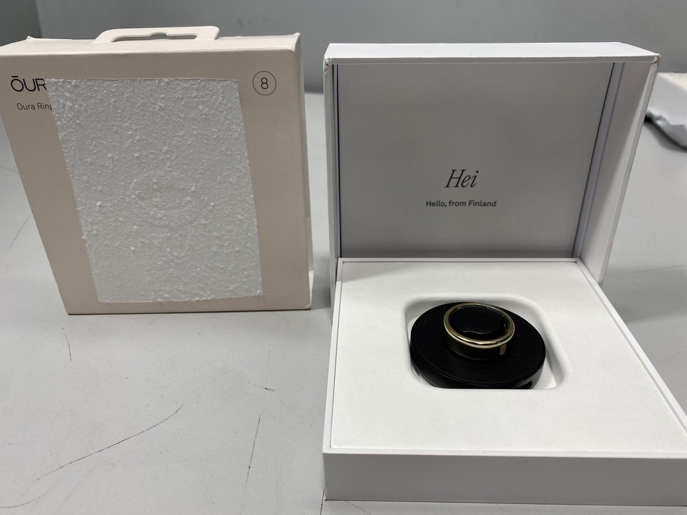 Oura Ring 4 gold - Size 8