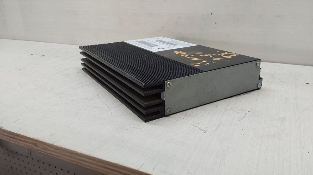 2011 Dodge Charger Speaker Amplifier