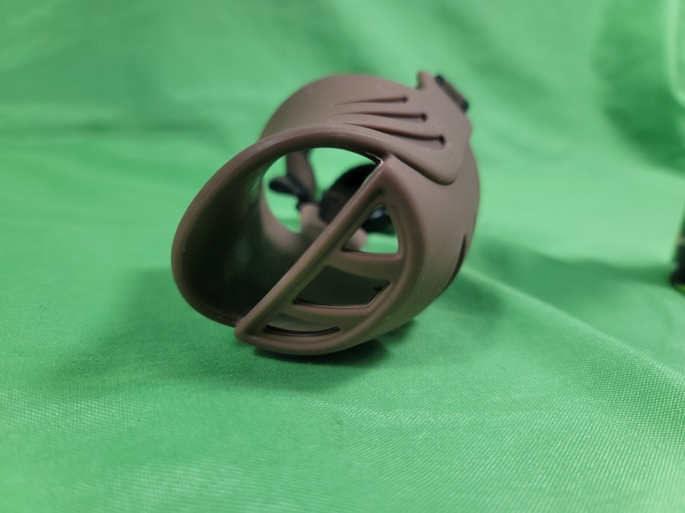 100% Adjustable FDA Silicone Medium/Small Dog Muzzle Stop Barking Comfortable