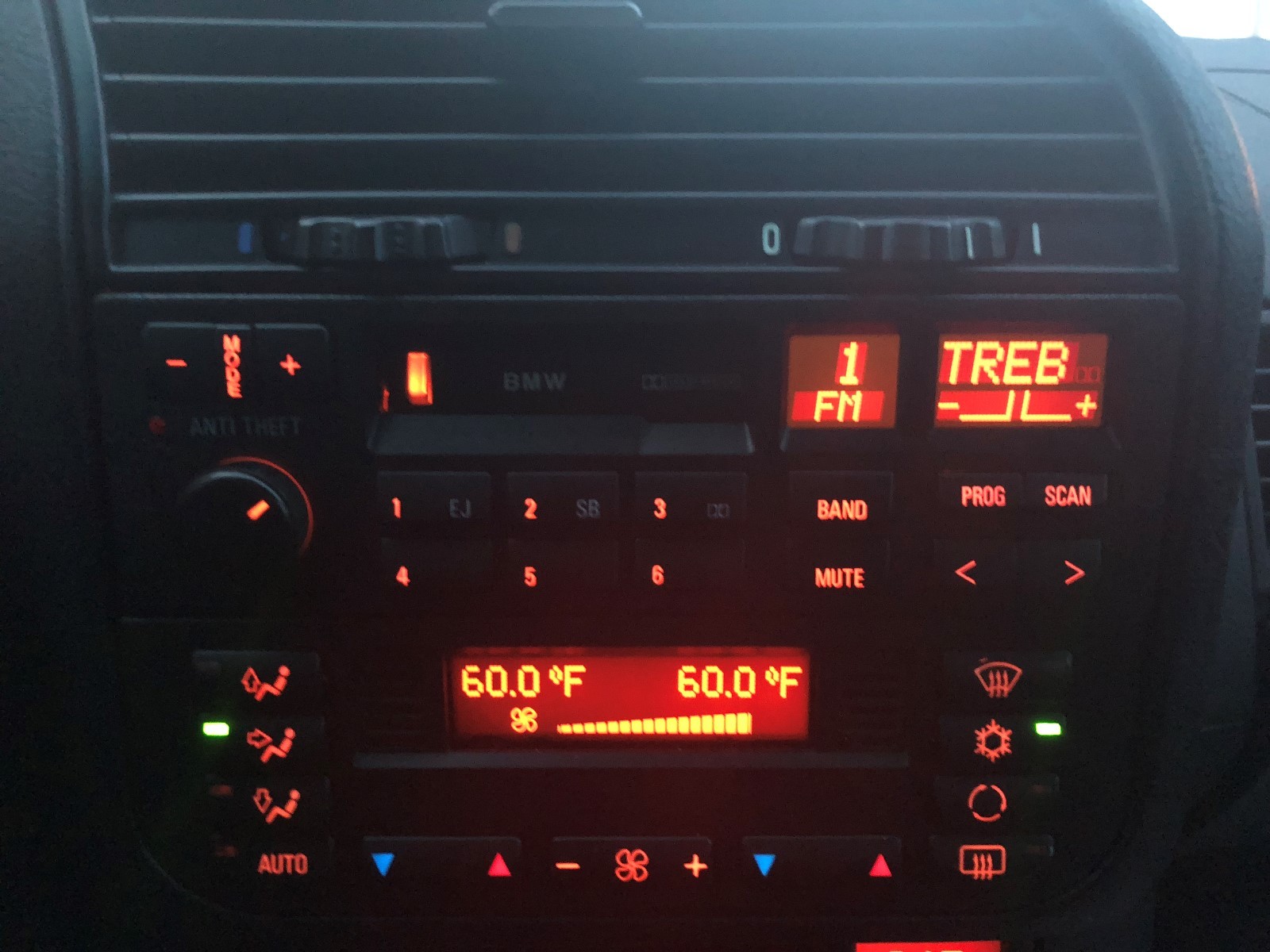 BMW CM5903L RADIO STEREO E31 E32 E34 E36 318 325 M3 M5 525 540 840 CODE INCLUDED