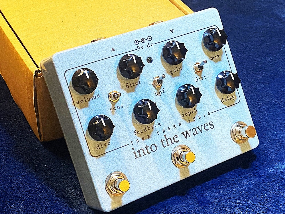 Tone Charm Audio Into The Waves - Delay, Distortion, Modulation - Guitar Effects