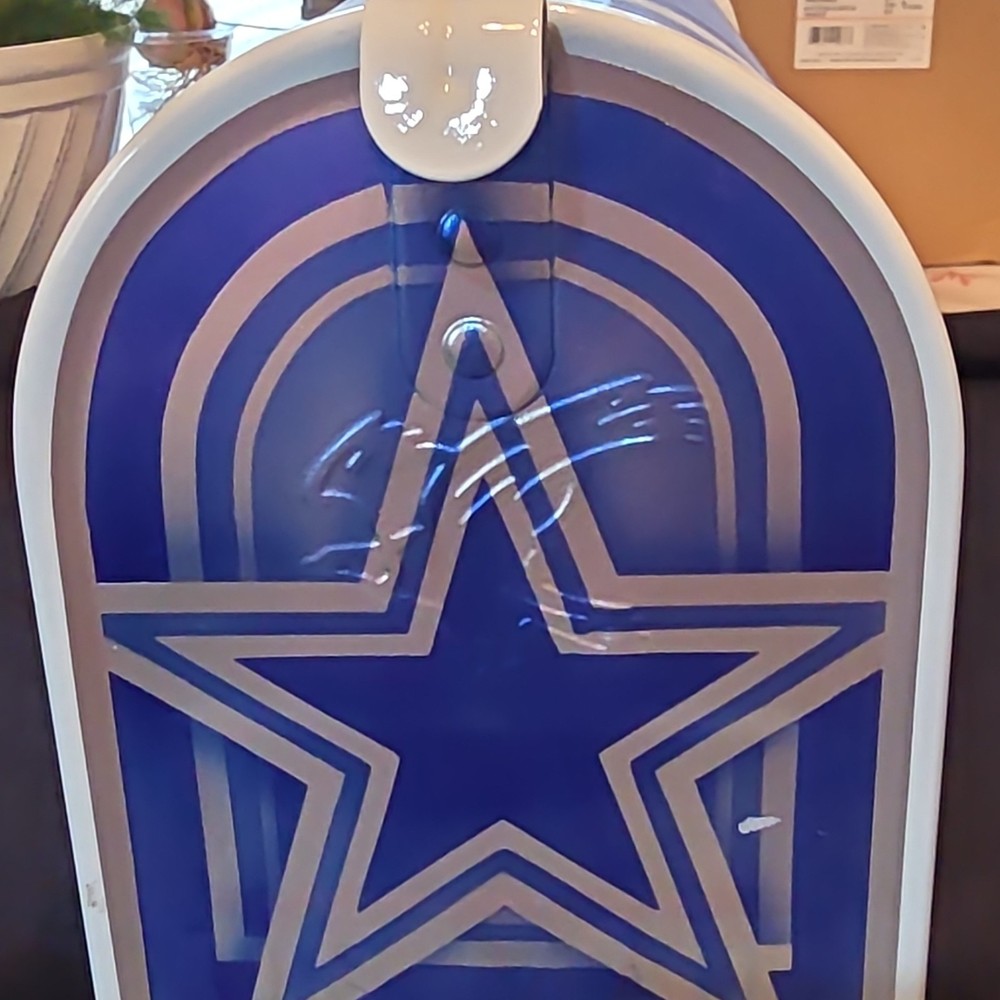 Dallas Cowboys Custom Painted Mailbox