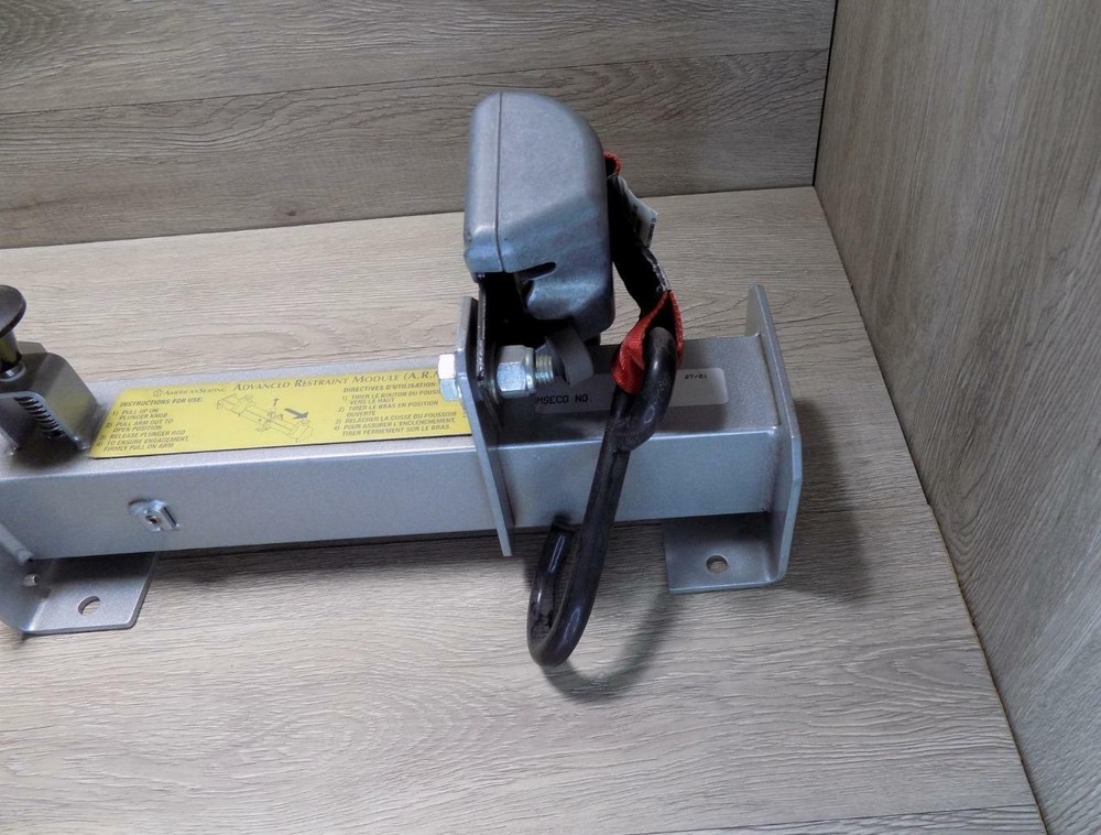 Advanced Restraint Module 136500807 Wheelchair Restraint