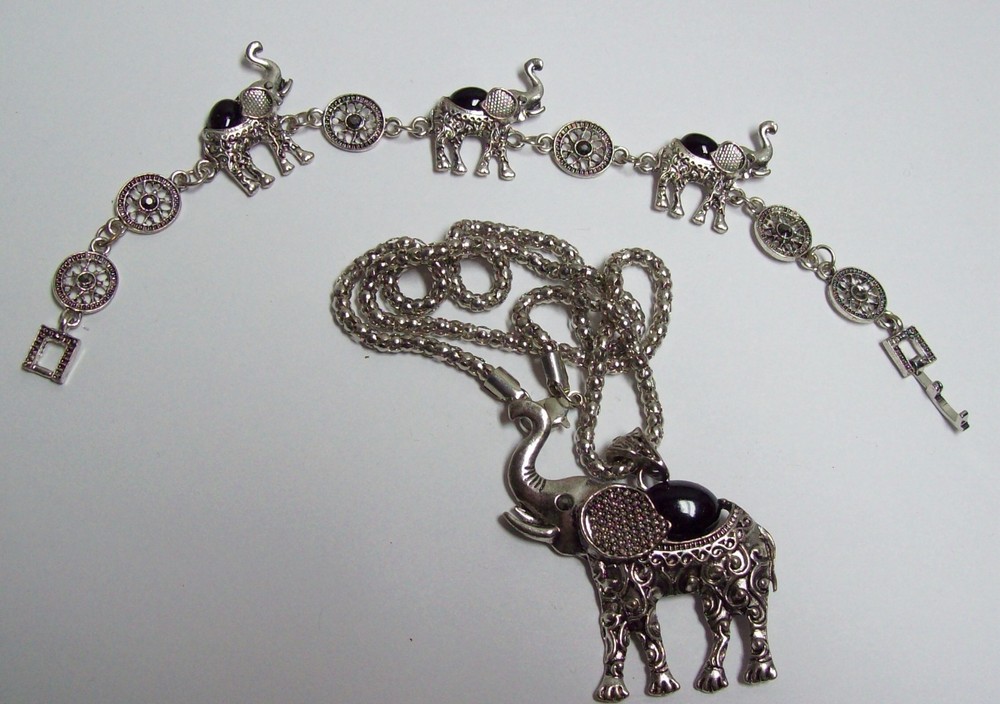 Silvertone & Black ELEPHANT Necklace & Bracelet