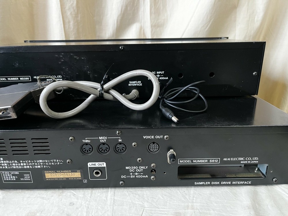 Akai S612 MIDI DIGITAL SAMPLER & MD280 SAMPLER DISK DRIVE w/ disk