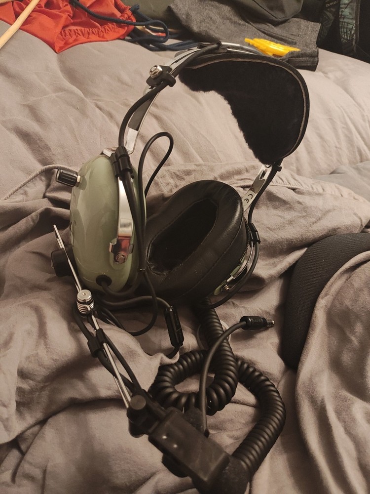 David Clark Model H10-40 Aviation Headset w/ M4 Microphone Untested