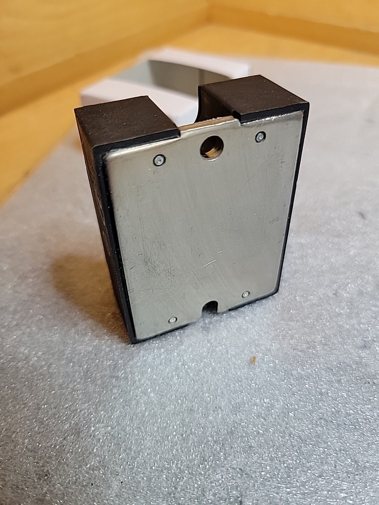 Crydom D2450 Solid State Relay - 2-DAY SHIPPING