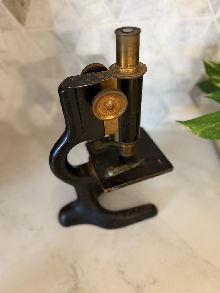 Bausch & Lomb Microscope. Antique- Solid Piece! Cast Iron Base And Brass 1915