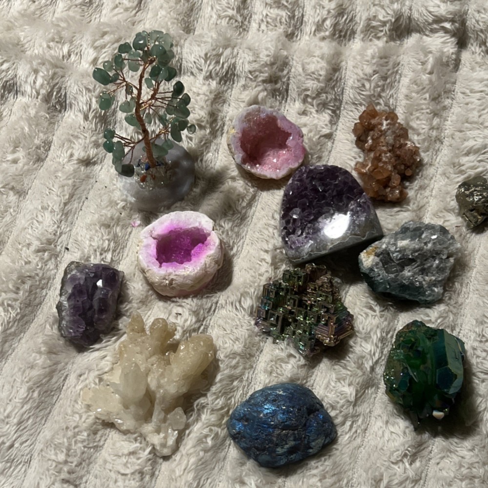 Assorted Crystal & Mineral Decor Lot - Geodes, Clusters, Wire Tree