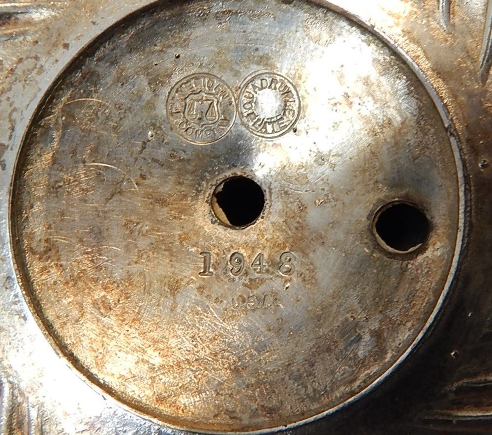 Antique Meriden Quad Silver Plate Footed Server with Handle