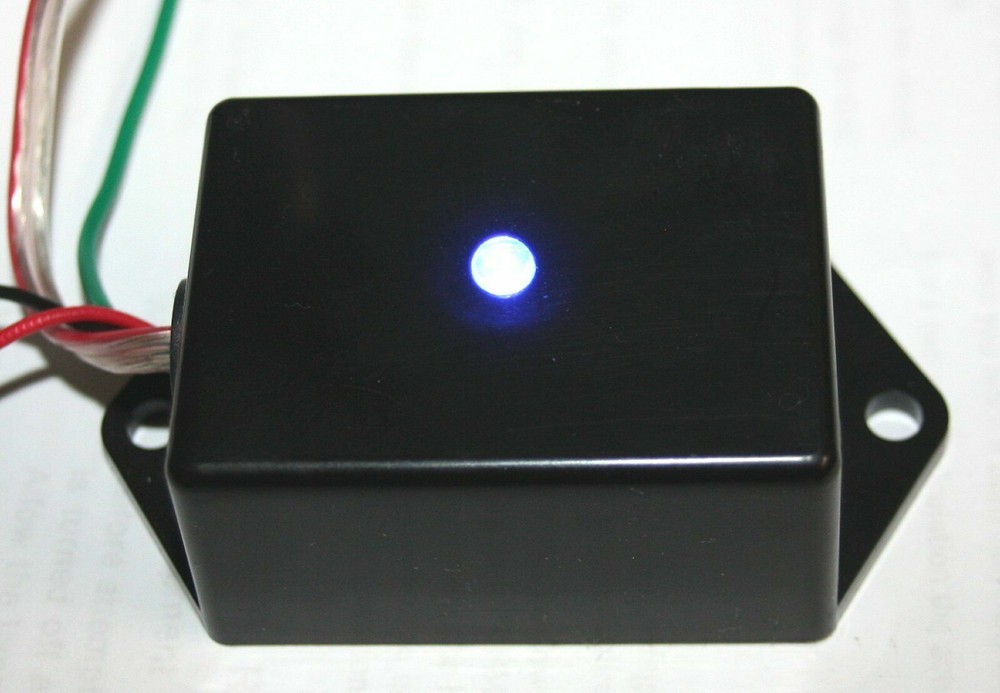 Audio Trigger Circuit Speaker Input = Control Volts Output Level Sensing Switch