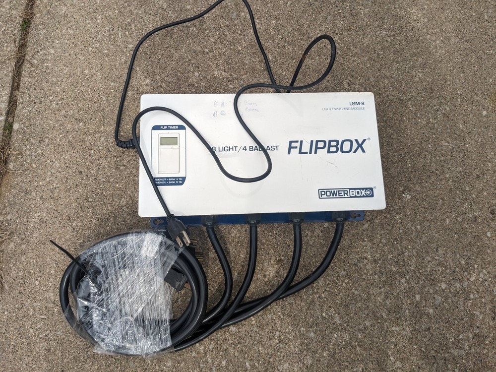 PowerBox FlipBox LSM-8 Light Switching Module - 8 Light 4 Ballast