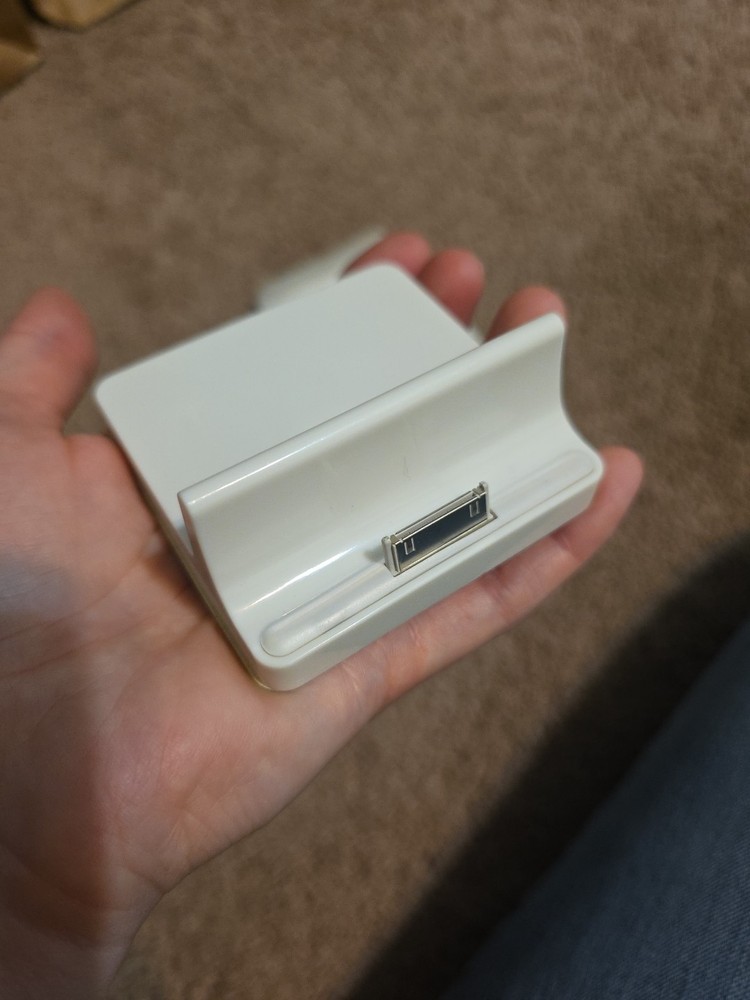 Dock Station For iPad And iPad 2
