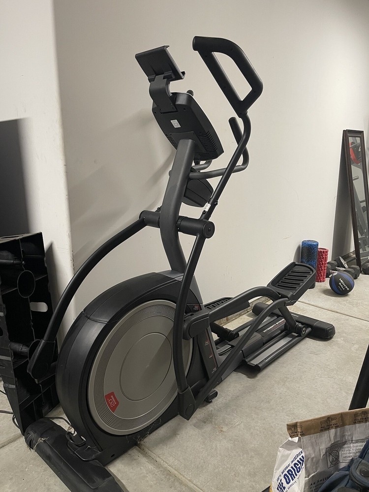 ProForm Pro 9.9 Elliptical