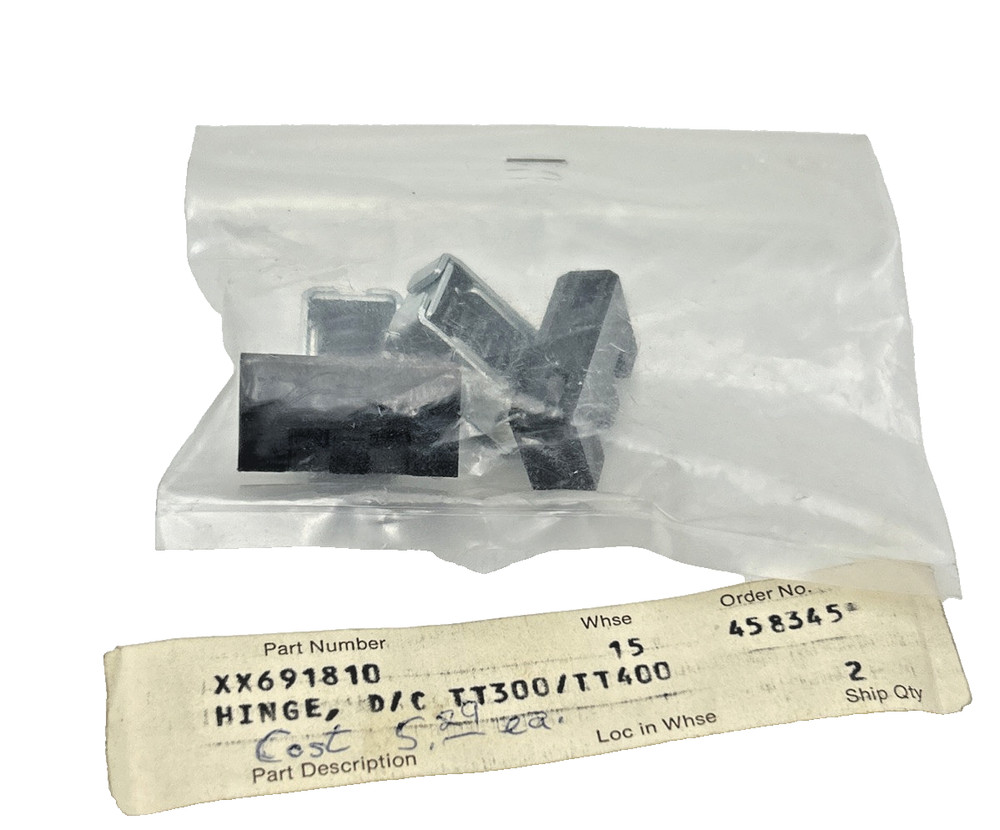 Yamaha TT-300U Dustcover Hinge