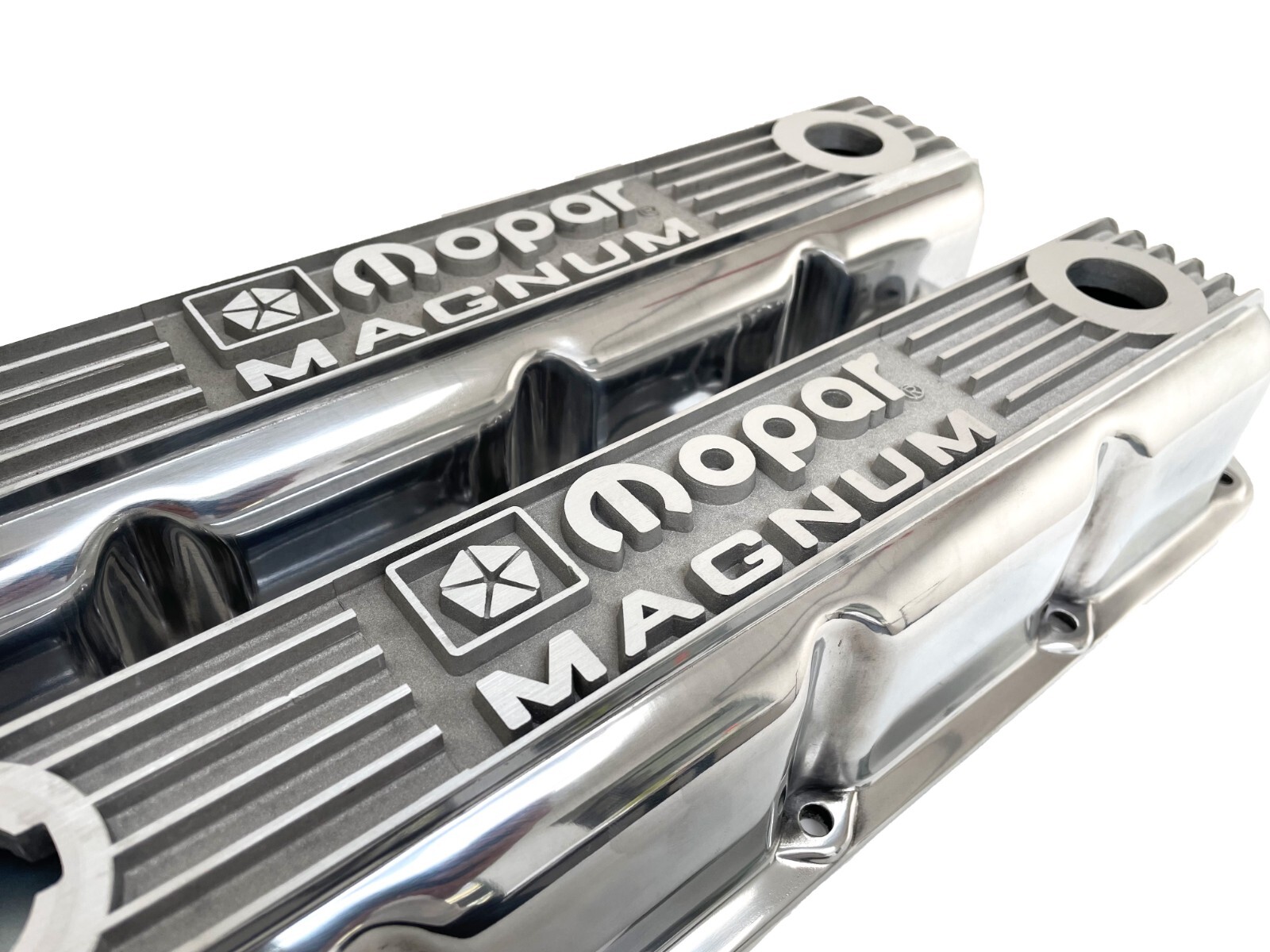 NOS Mopar Magnum Valve Cover Set, 5.2L / 5.9L V8 - Polished, Classic Finned