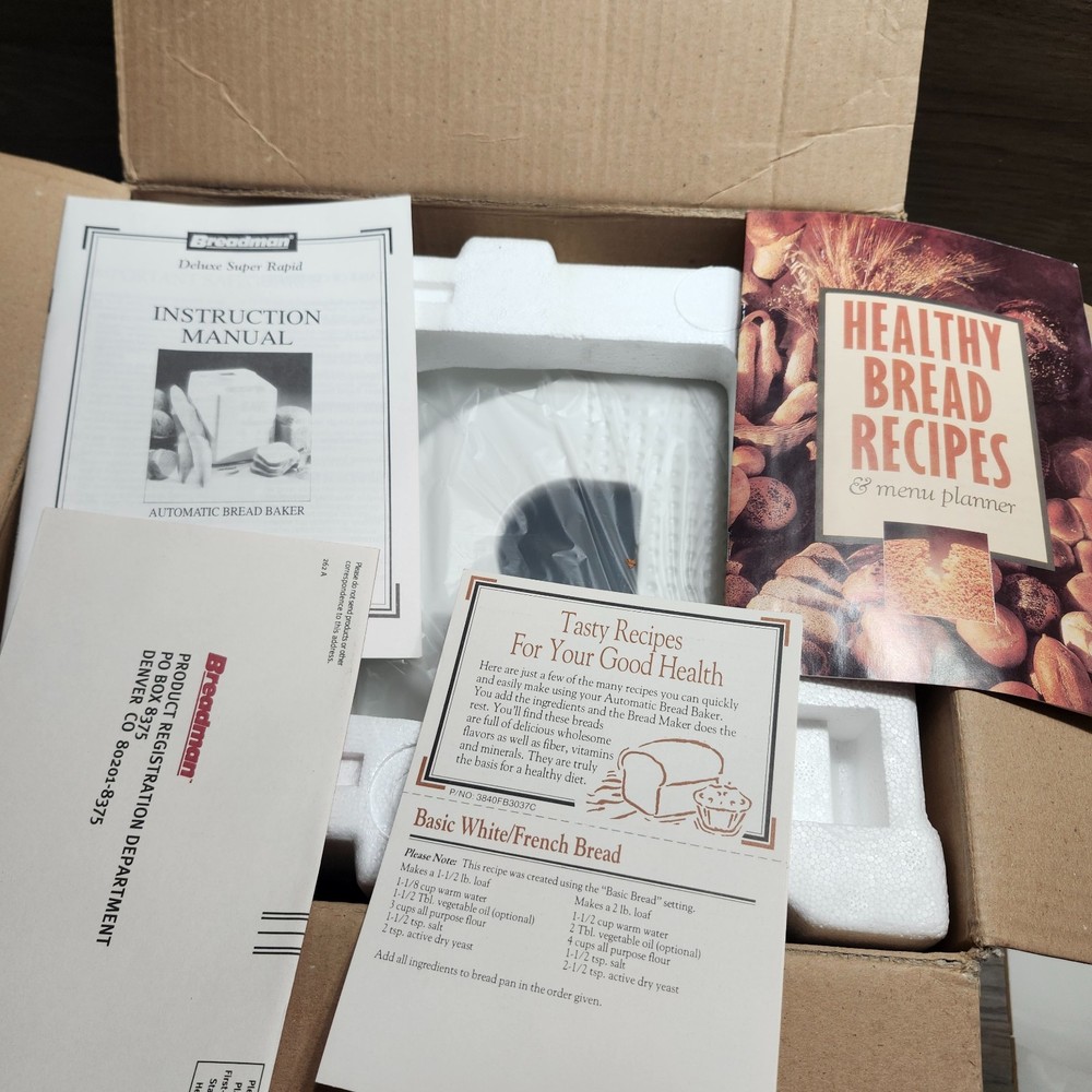 Breadman Bread Machine Automatic Bread Maker 8 Settings TR442SPR New Open Box