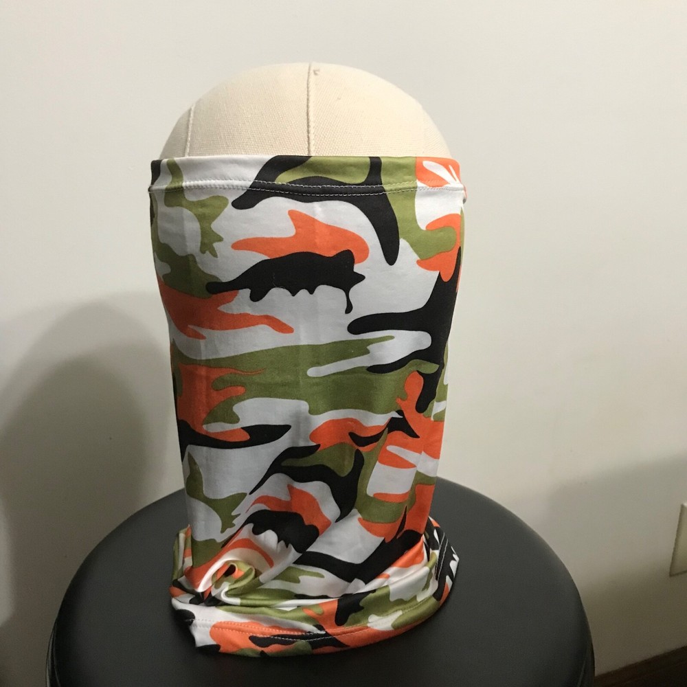 Multi use gaiter mask cameo color