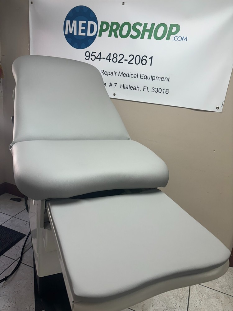 Midmark / Ritter 623 Power Exam Table