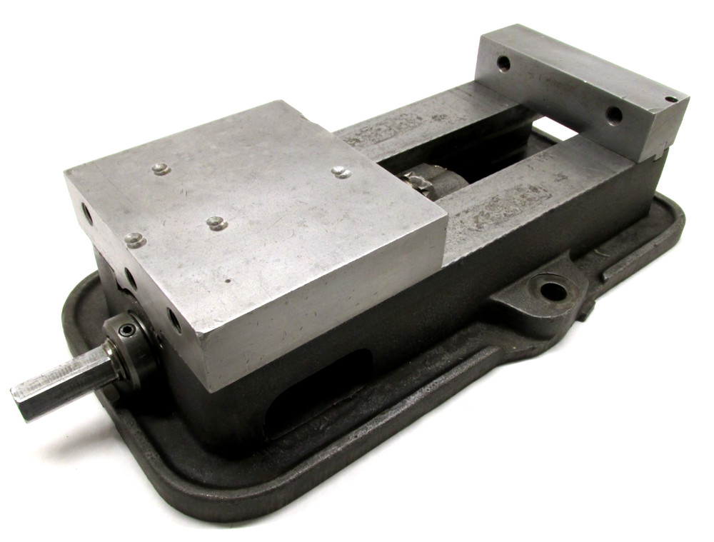 KURT ANGLOCK 6" MILLING MACHINE VISE - #D60