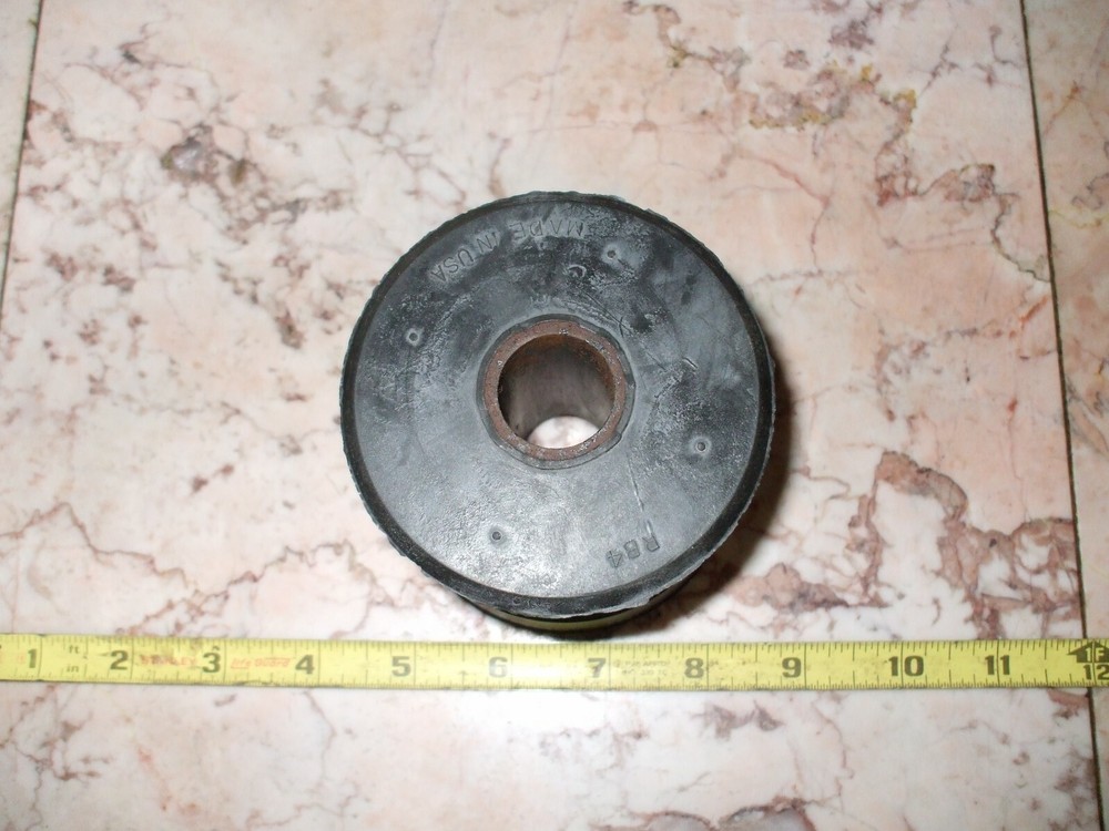 Isotech ISOLATOR VIBRATION MOUNT RING & BUSHING