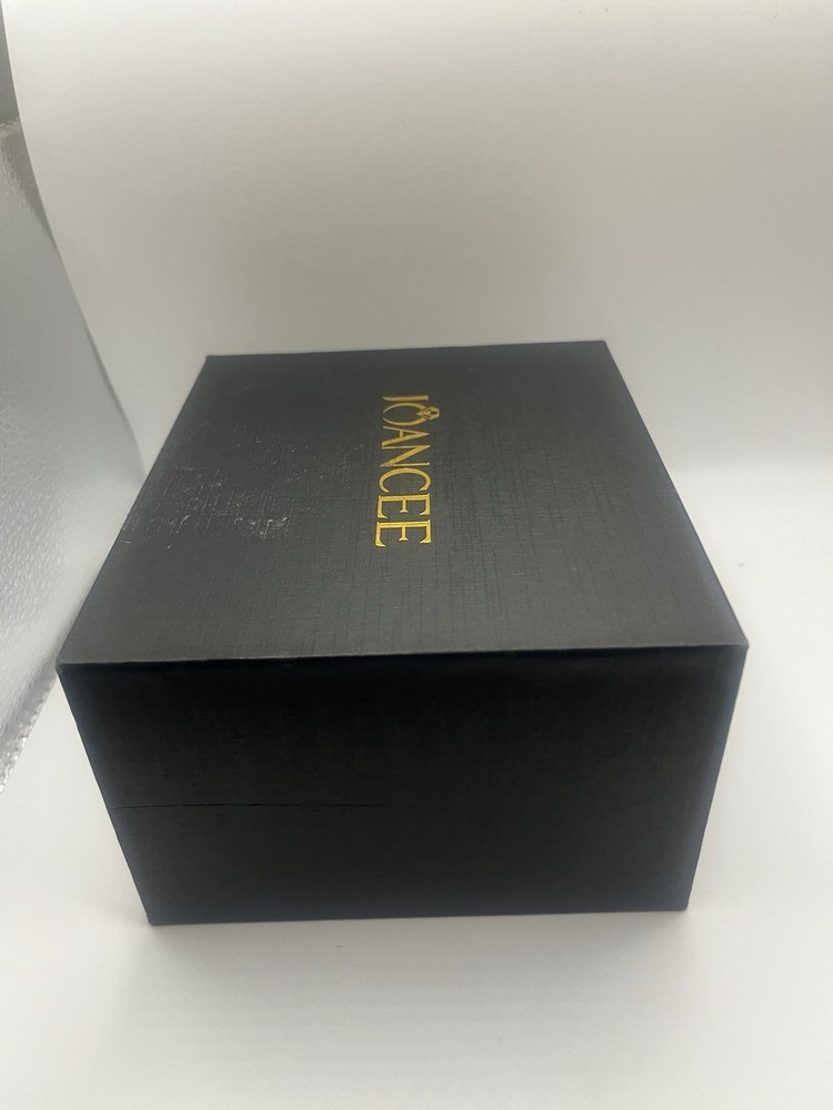 joancee empty Display And Ring box With Cleaning Cloth